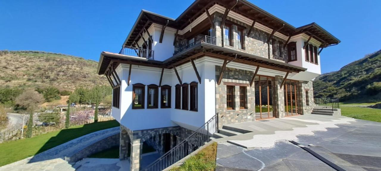 Pupa Winery & Guest House - Berat Gjestgiverier Berat