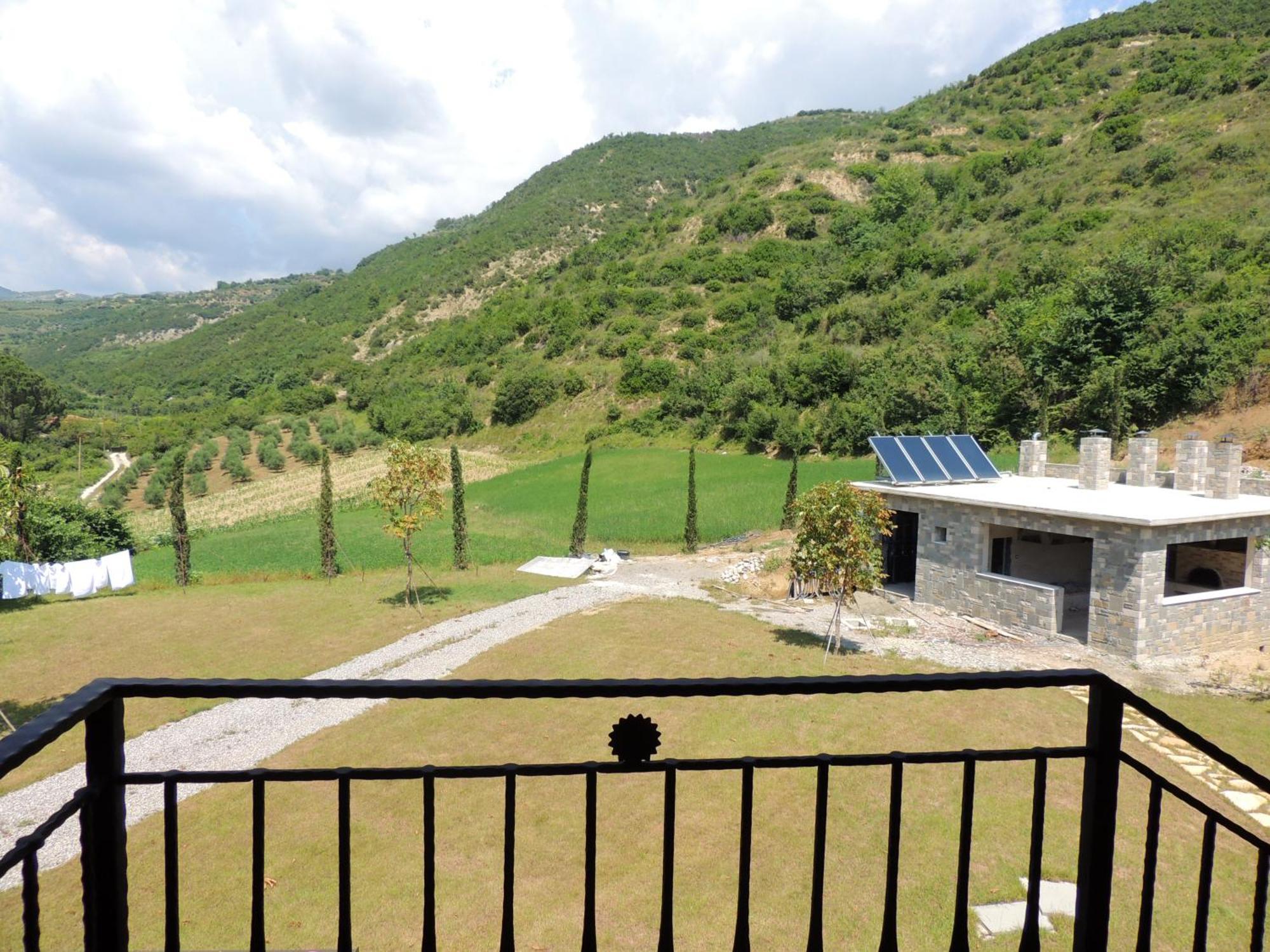 Pupa Winery & Guest House - Berat *