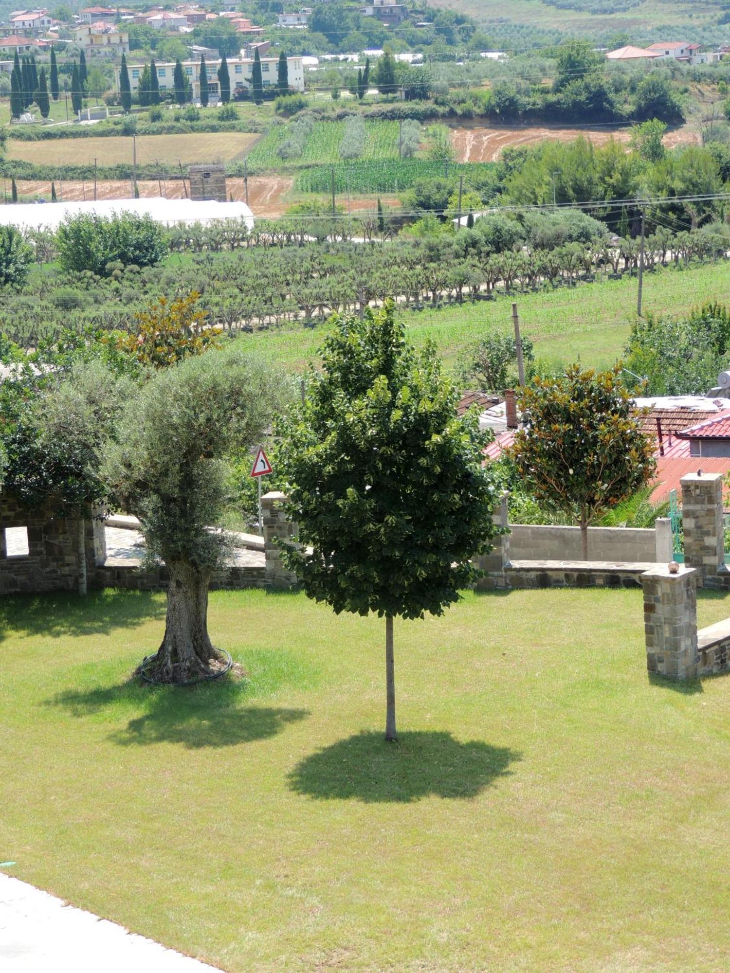 Gjestgiverier Pupa Winery & Guest House - Berat *