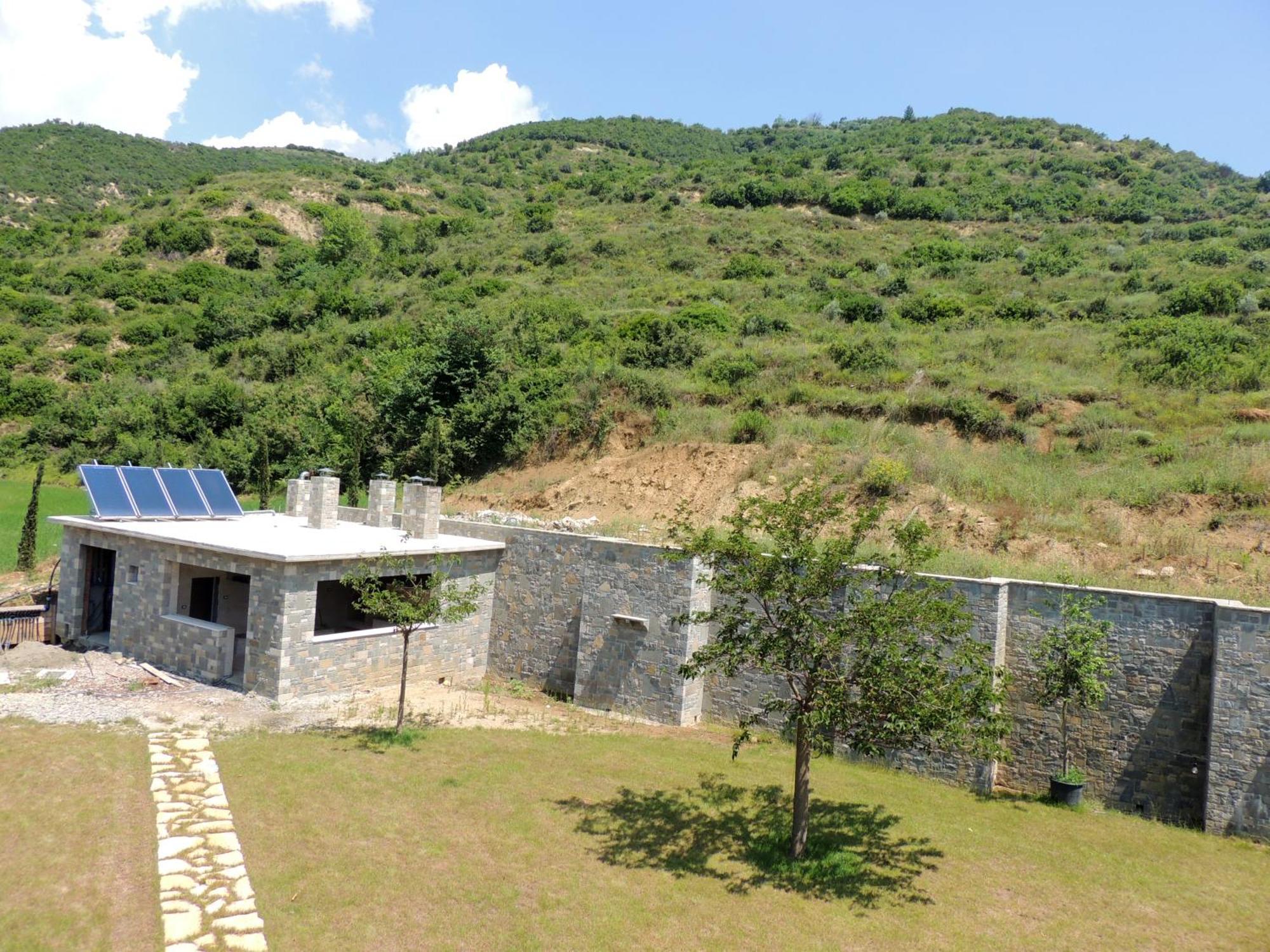Gjestgiverier Pupa Winery & Guest House - Berat Berat